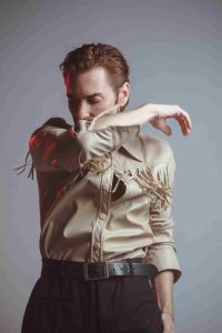 EL Кравчук представив танцювальну версію пісні-запрошення “Додому”