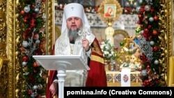 Глава ПЦУ, митрополит Київський і всієї України Епіфаній під час літургії перед Різдвом Христовим. Київ, Свято-Михайлівський Золотоверхий собор, 24 грудня 2023 року