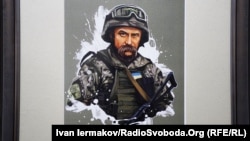 Одна з художніх робіт на виставці плакатів «Шевченко: 4.5.0», присвячена війні і постаті Тараса Шевченка. Київ, червень 2022 року