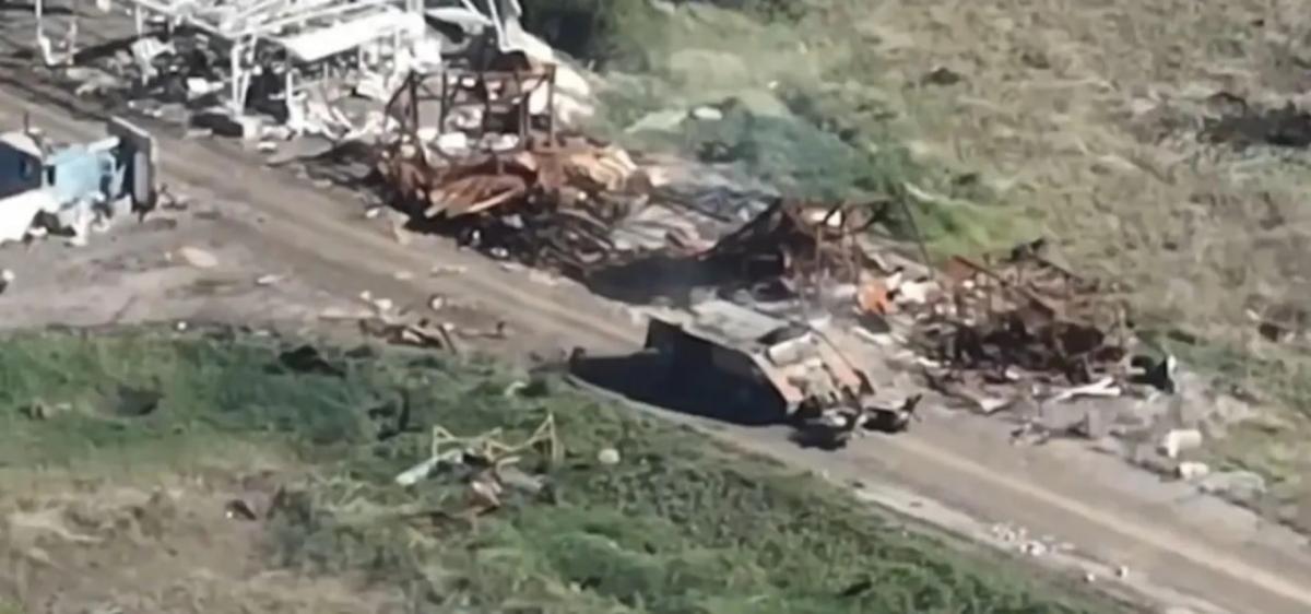 У Росії з'явився досконалий танк-черепаха / скриншот У Росії з'явився досконалий танк-черепаха / скриншот