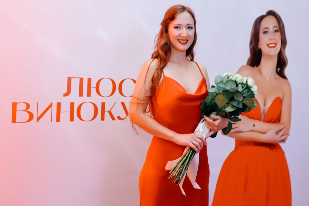 У київському кінотеатрі “Кадр” відбулася довгоочікувана презентація альбому Люсьєни Винокурової “Кохаю”