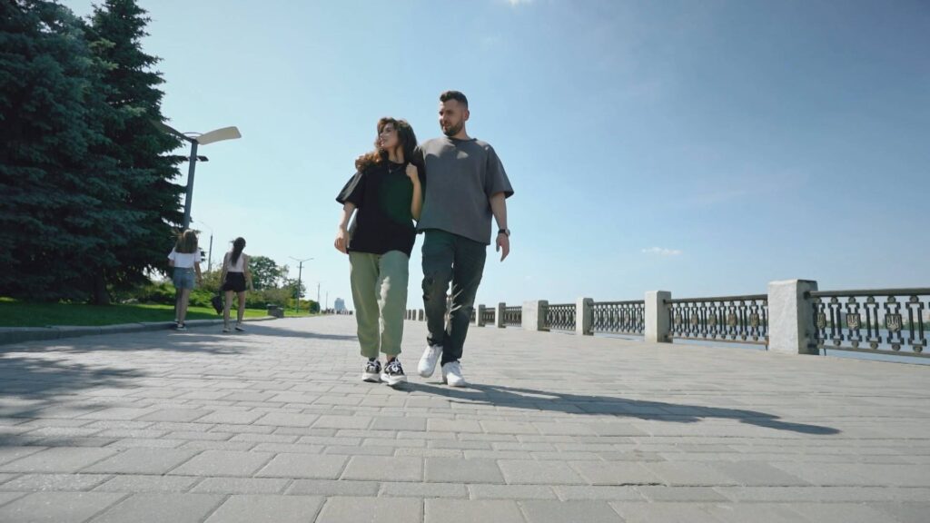 Про кохання на відстані з власного досвіду: ZLOTNYTSKYI презентує пісню “Alikante”