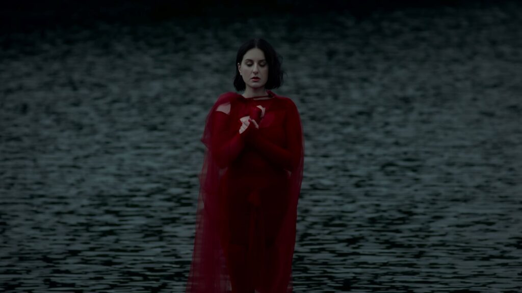 Пісня-ностальгія “Мої думки”: Anastasiia Lark запрем’єрила особливий трек