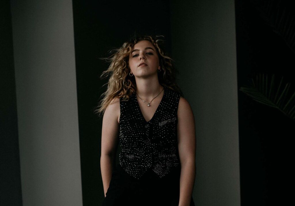 YALLA — «Дура»: новий хіт, який лікує розбиті серця