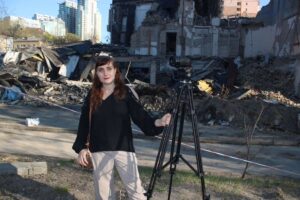 Відома українська актриса та  кінорежисерка Юлія Сак презентувала авторську повнометражну стрічку “Україна - храм мого серця”