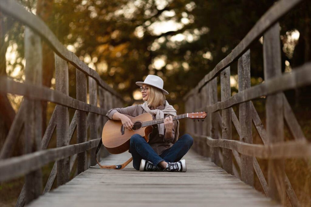 “Хеппі енд обіцяю блискучий!” - Mary Me випустила сингл “Незнайомий”