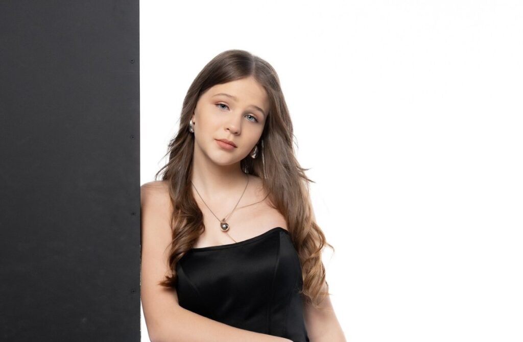 Відвертість та перші почуття: MELNYCHENKO презентує свій дебютний трек «Рятуй»