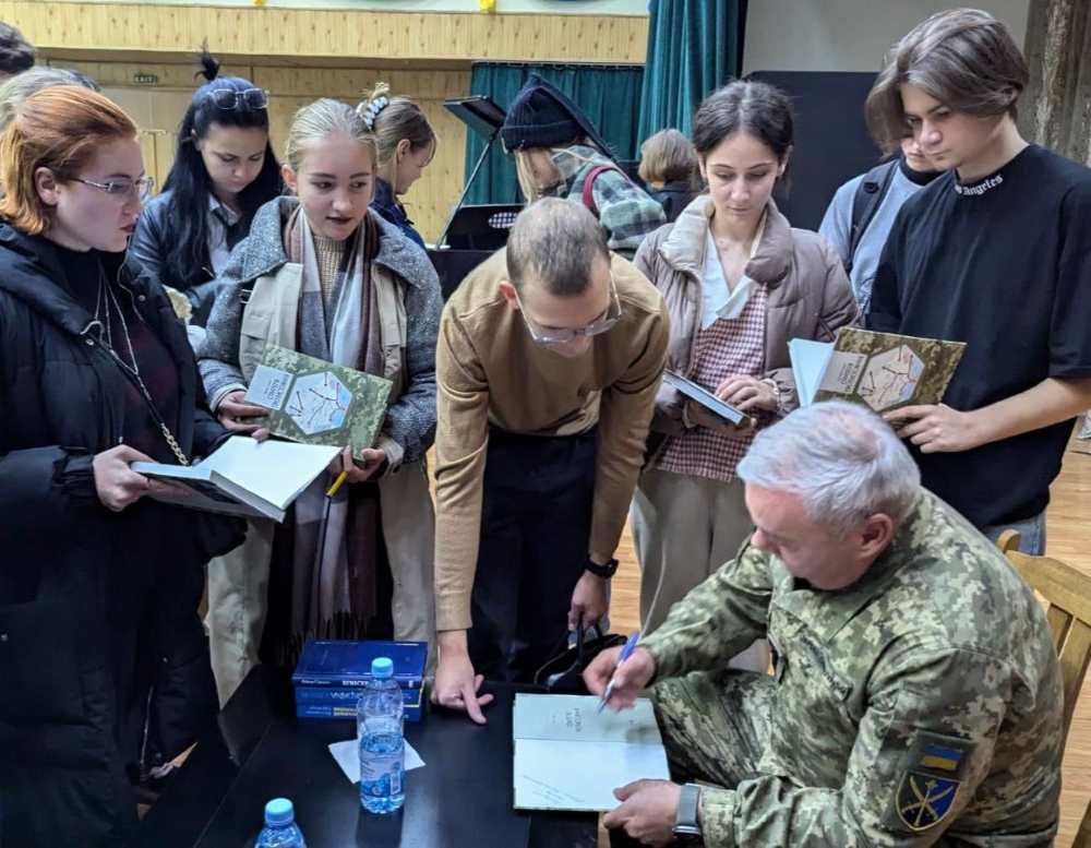 Офіцер штаба командування ЗСУ написав мемуари про бої на Миколаївщині, Одещині та Донбасі 