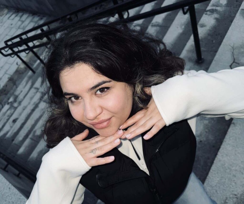 Каріне Льют, авторка психологічної повісті “Чорний бусол. Ті, що не повернулись”: найголовніші битви відбуваються не на полу бою, а в середині нас