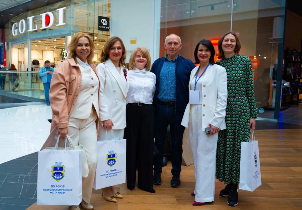 Оболонь відзначила своє 50-річчя: з вдячністю до героїв і мешканців