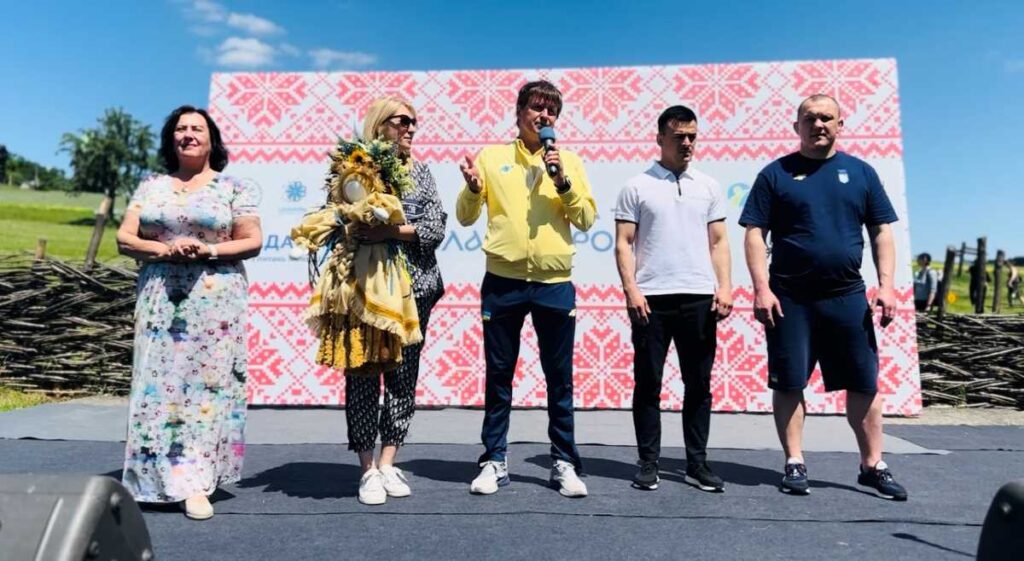 «Україна – незламна родина»: спорт, культура і родинне тепло об’єднали країну в Пирогові