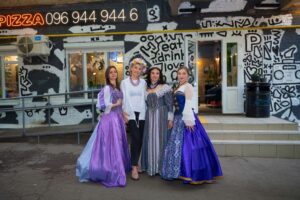 “Бабусини пироги: Традиції, які об'єднують - кулінарна подорож через покоління, історії та культурну спадщину України”