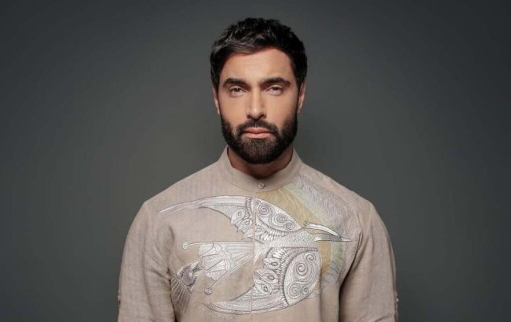 Попри серйозну травму коліна Віталій Козловський дав грандіозний концерт у Львові!