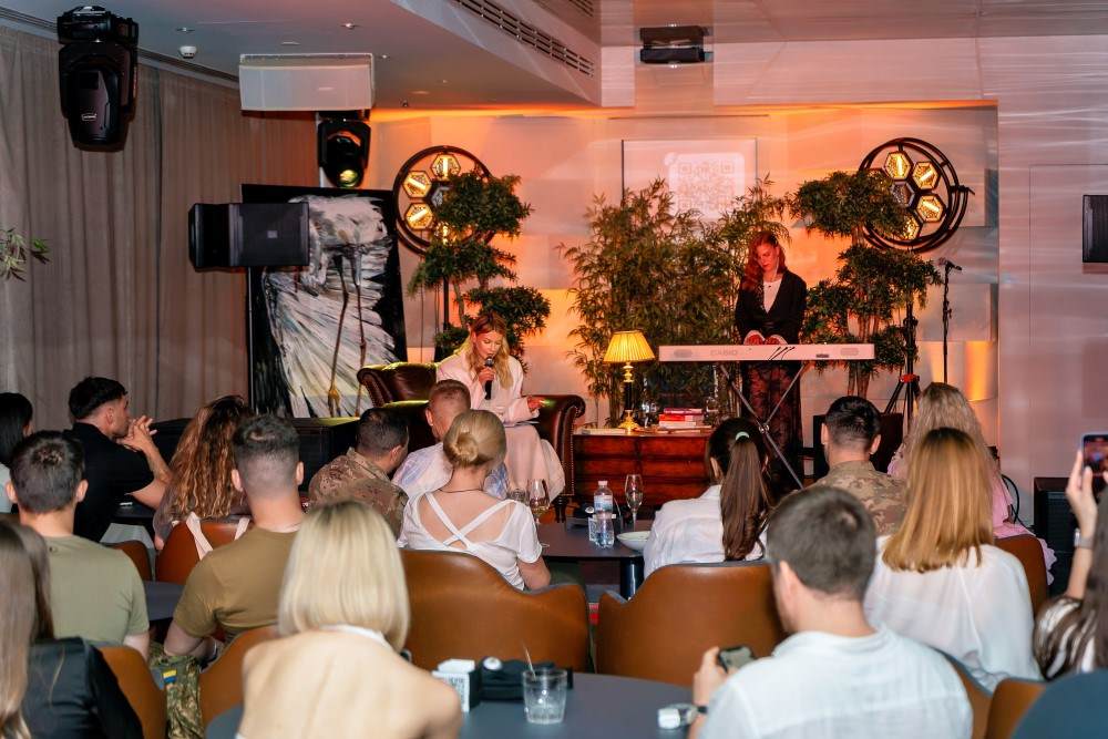 «Читай серцем»: Завадюк, Цибульска, Бакланов, Шаманська та інші об’єдналися заради допомоги НацГвардії