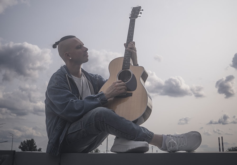 Український виконавець SHYMAN представляє новий сингл «ПЛАКАЛА»