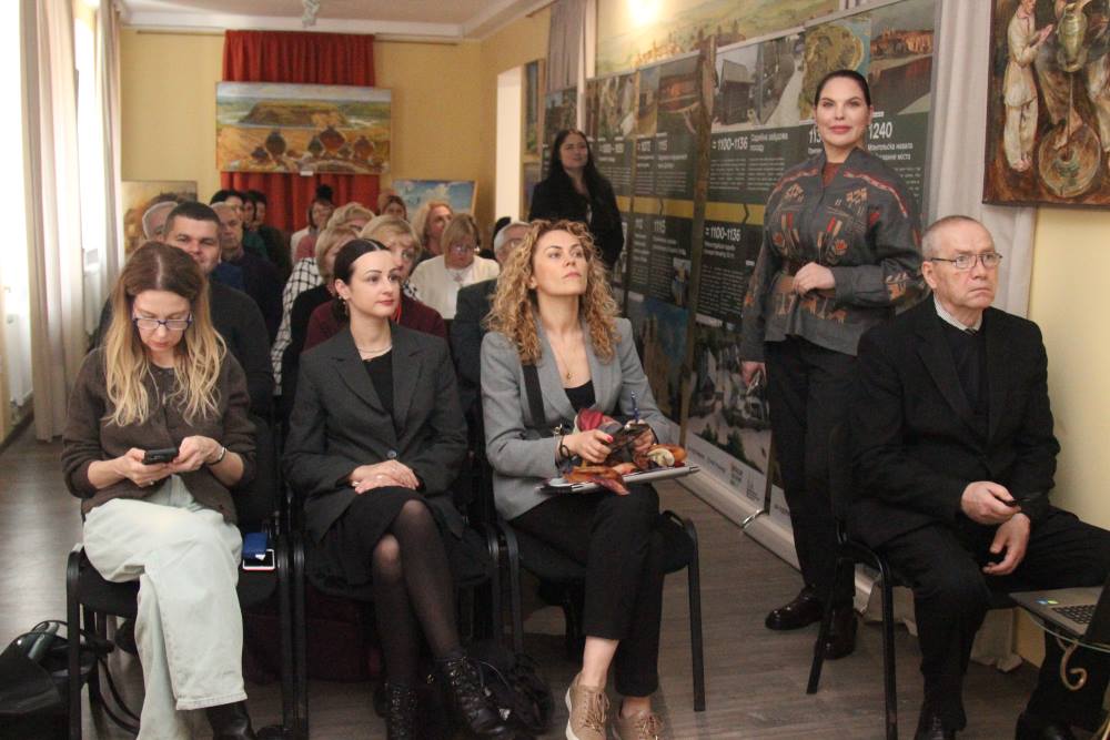 Діалог про спадщину: у Вишгороді відбулася дискусія щодо законопроєкту про НКС