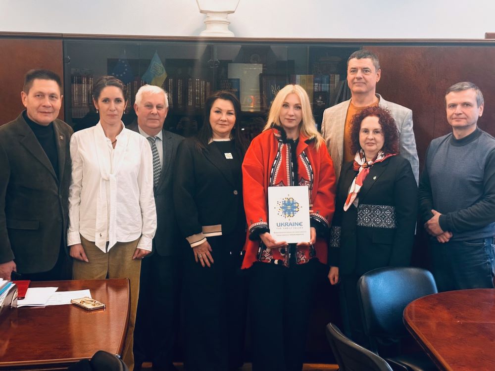 Міжнародний жіночий рух «За сімейні цінності» та Національний університет охорони здоров’я України