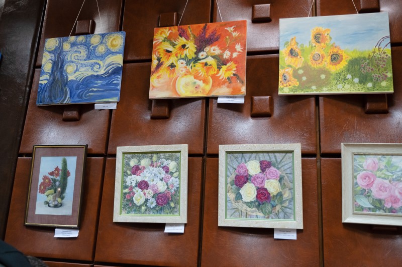 У Києві відкрилася Міжнародна українсько-азербайджанська виставка живопису, дизайну та моди “Калейдоскоп кольорів”