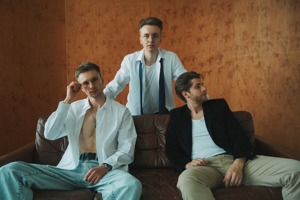 Британські труби та українська щирість – DVA презентують “Подаруй”