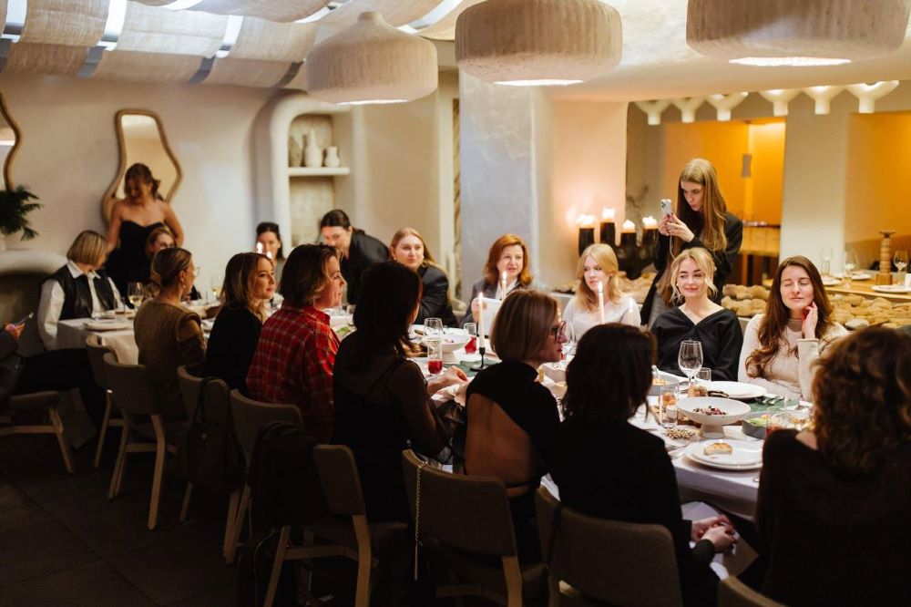 Жіноча спільнота Ірини Хороших повертається: живі зустрічі «Хто я така? Простір для жінок» знову у Києві