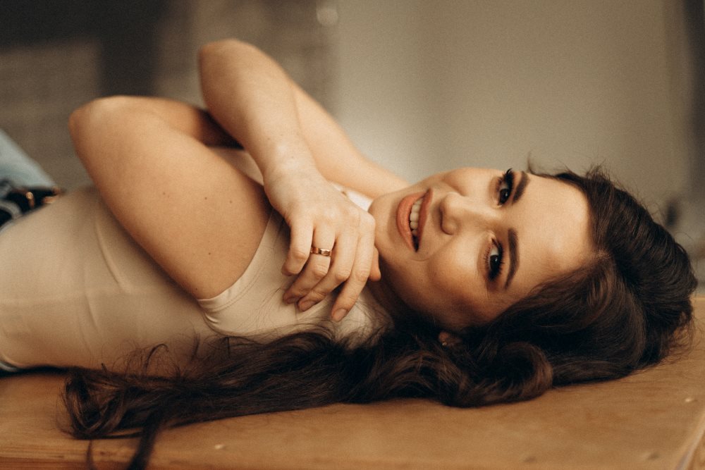 Пісня, яка могла звучати на Євробаченні: VYNOHRADOVA – про любов, що більше не дає крила