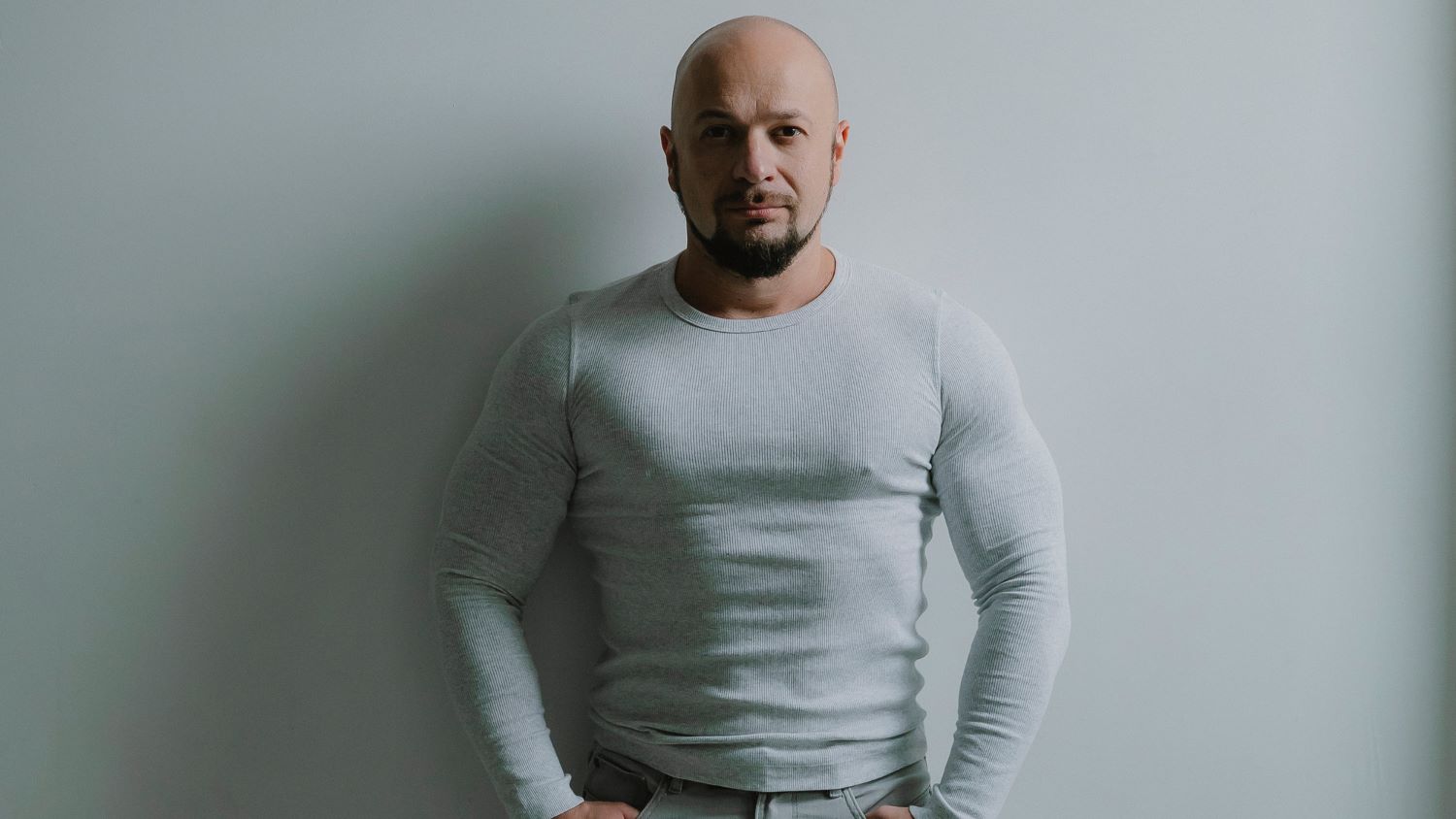 Hardly Ever оголює душу в новому синглі «Граніт»: коли любов ранить сильніше за камінь