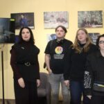 «Оглушлива тиша»: у Вишгороді відкрили фотовиставку про українських військовополонених