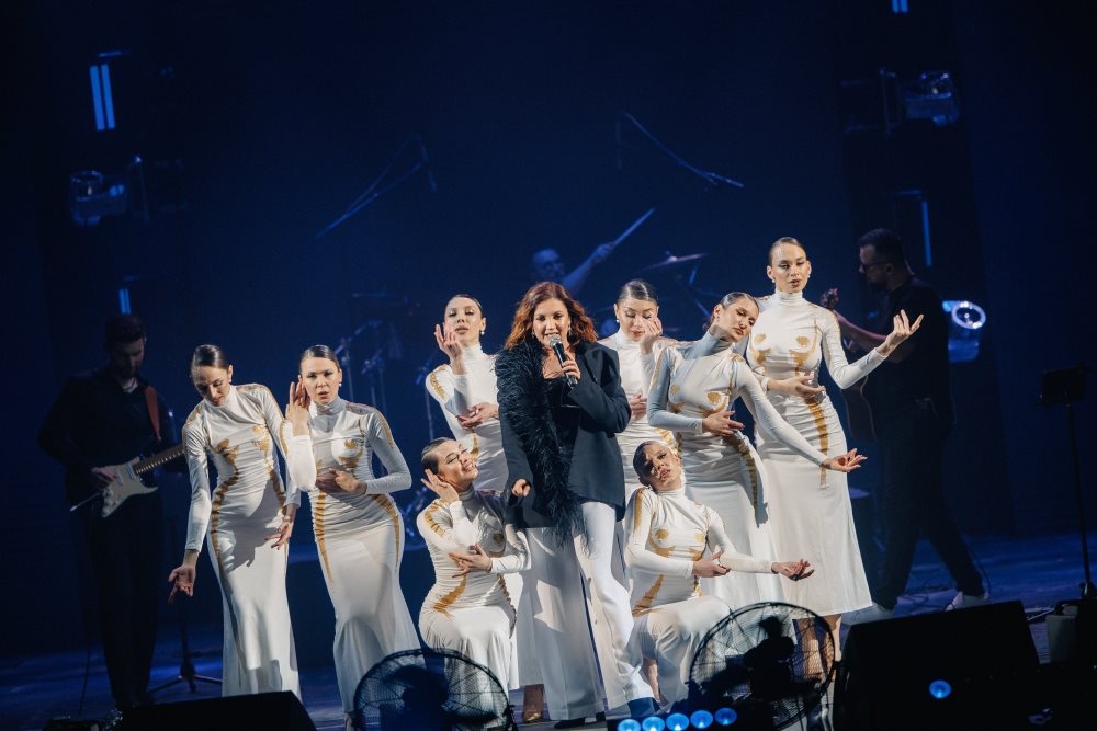 Повний Жовтневий і овації стоячи: Цибульська дала перший великий концерт у столиці за роки війни