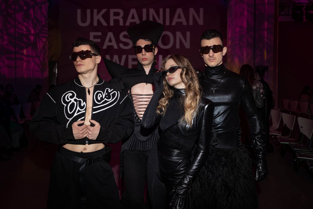 Total black і «Гріхи»: Химера на Ukrainian Fashion Week FW26–27