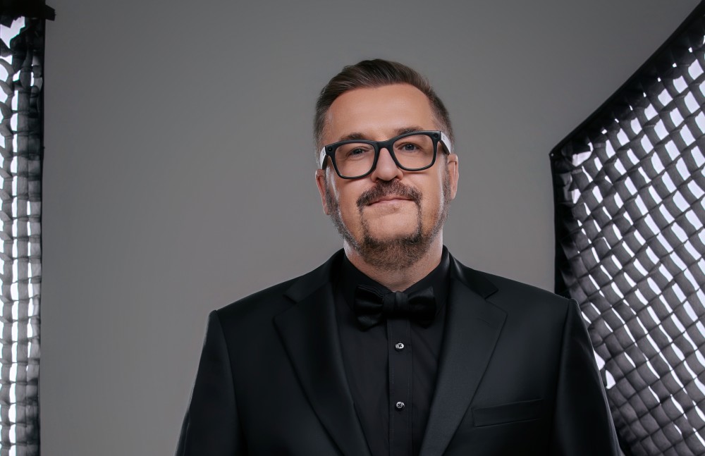 Олександр Пономарьов заінтригував фанатів: у його Instagram з'явилися три загадкові пости