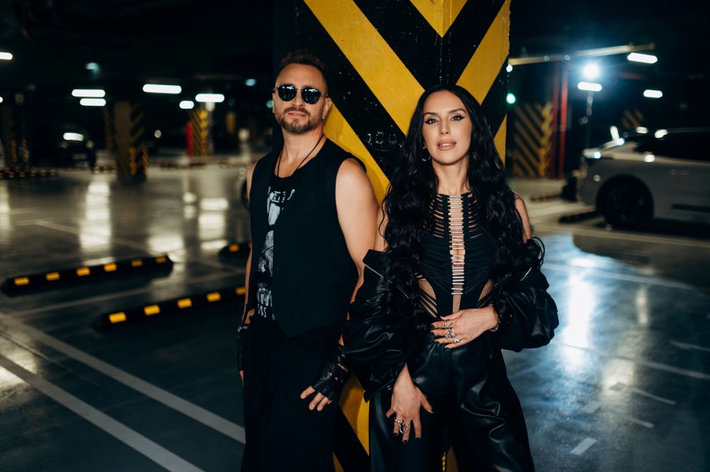 СКАЙ та JAMALA вперше об'єдналися у спільній рок-колаборації «Божевільні»